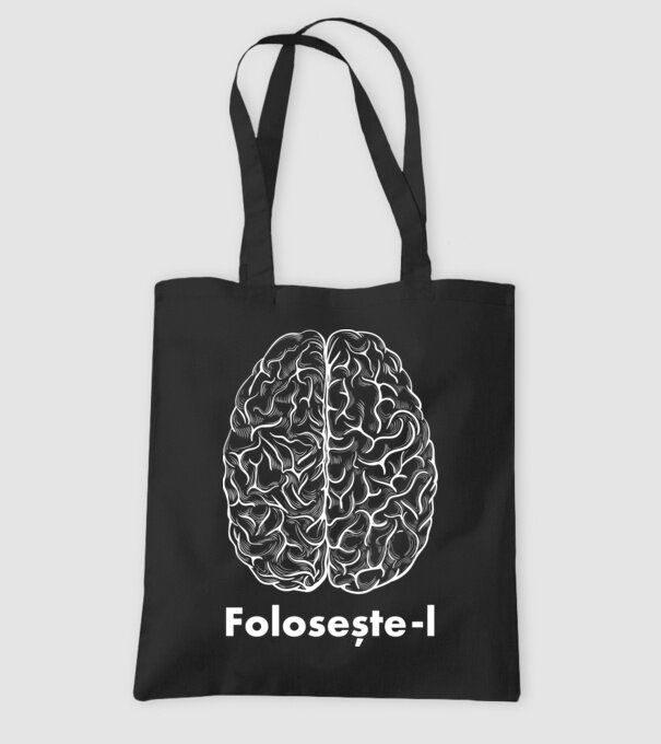 Folosește-l model negru pe tricou