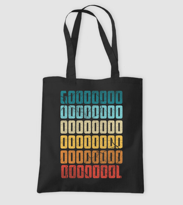GOOOL retro model negru pe tricou