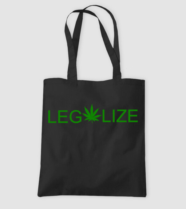 Legalize model negru pe tricou