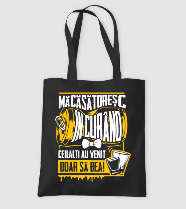 Mă căsătoresc în curând model negru pe tricou