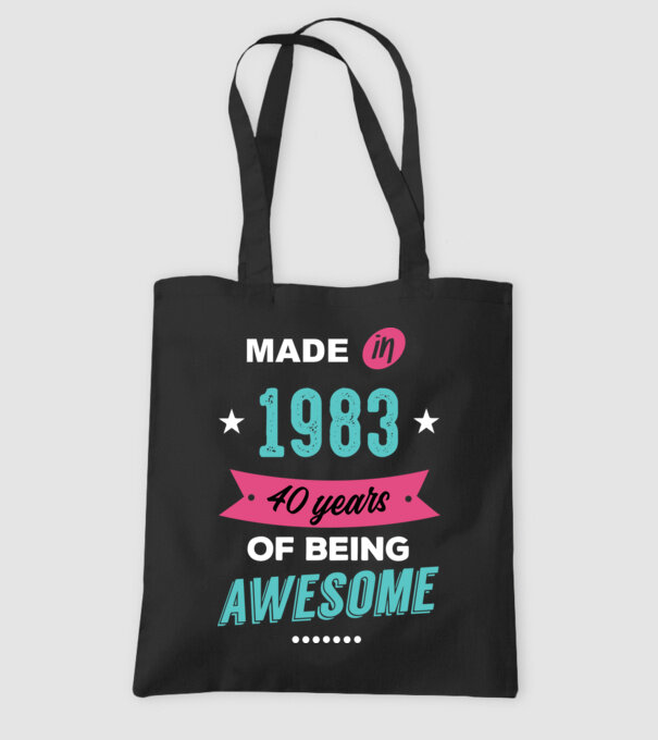 MADE IN 1983 model negru pe tricou