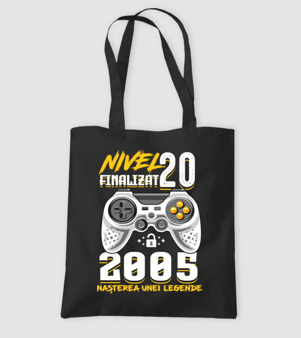 Nivel Finalizat 20 model negru pe tricou