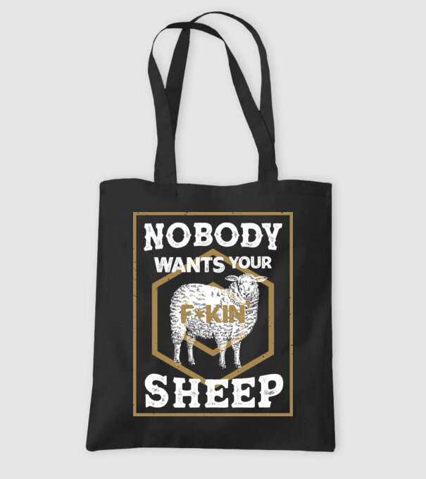 Nobody wants your sheep model negru pe tricou