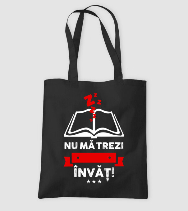 Nu mă trezi, învăț model negru pe tricou