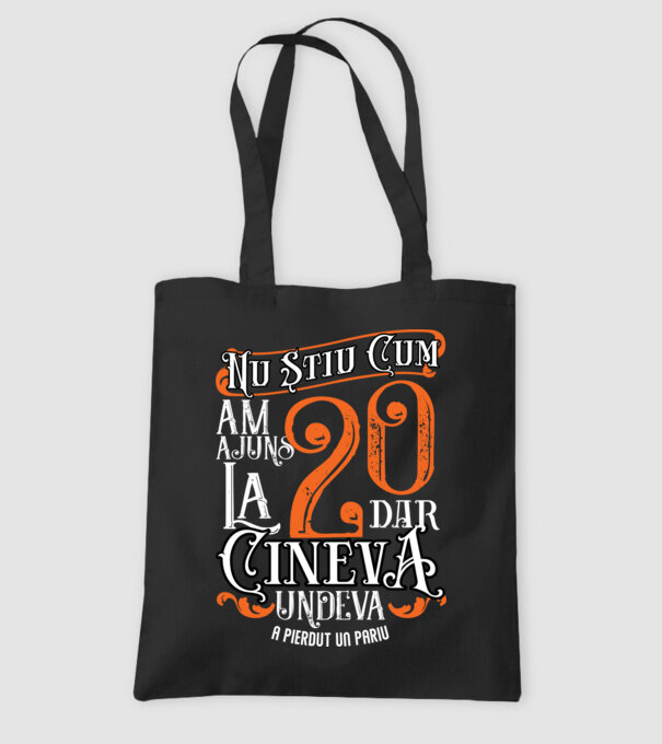 Nu știu cum am ajuns la 20, dar cineva, undeva, a pierdut un pariu model negru pe tricou