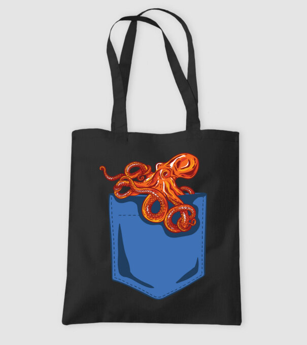Octopus model negru pe tricou