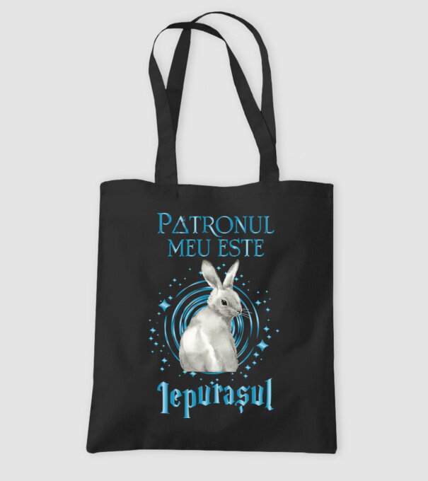 Patronul meu este IEPURAȘUL model negru pe tricou