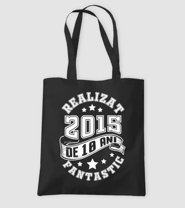 Realizat de fantastic - 2015 model negru pe tricou