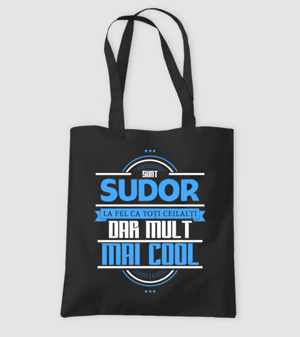 Sunt sudor, la fel ca toți ceilalți, dar mult mai cool model negru pe tricou