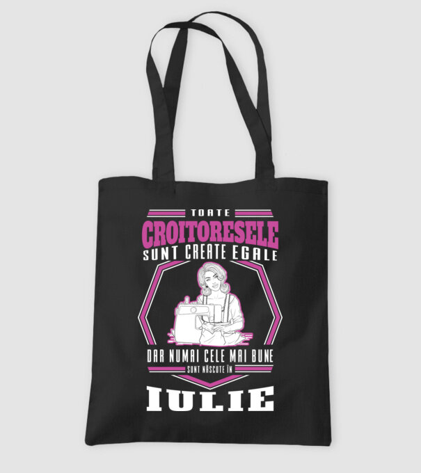 Toate croitoresele iulie model negru pe tricou