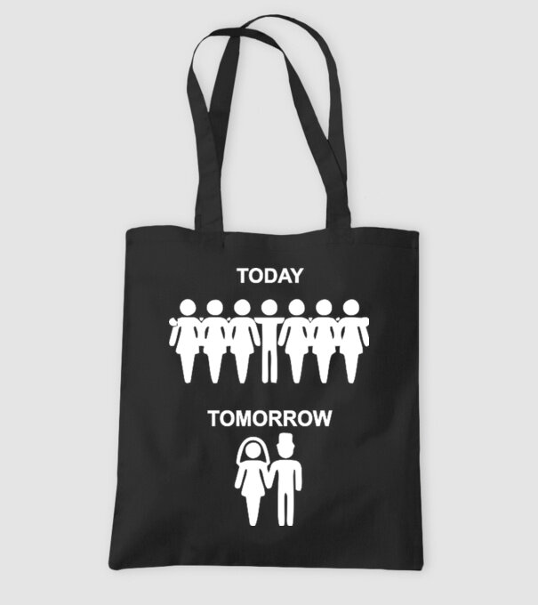 today tomorrow model negru pe tricou