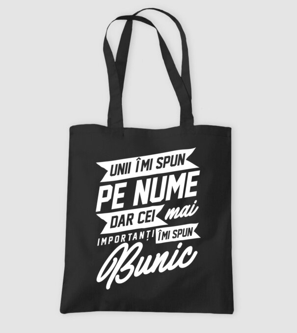 Unii îmi spun pe nume, dar cei mai importanți îmi spun bunic model negru pe tricou