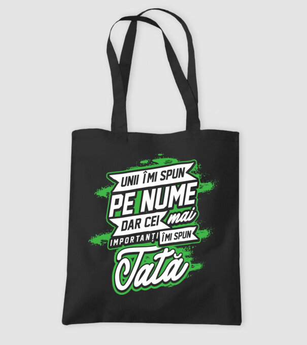 Unii îmi spun pe nume, dar cei mai importanți îmi spun tată model negru pe tricou