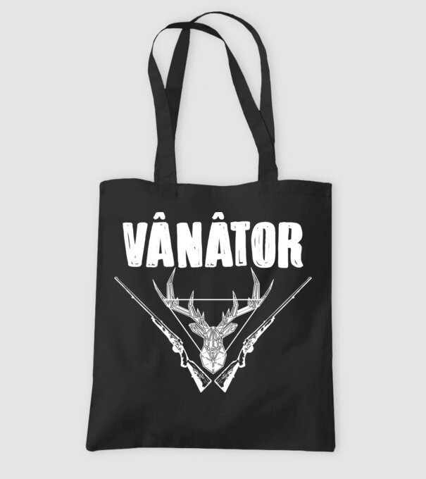 vânător model negru pe tricou