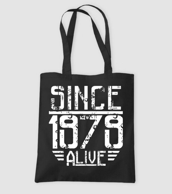 Alive since 1979 model negru pe tricou
