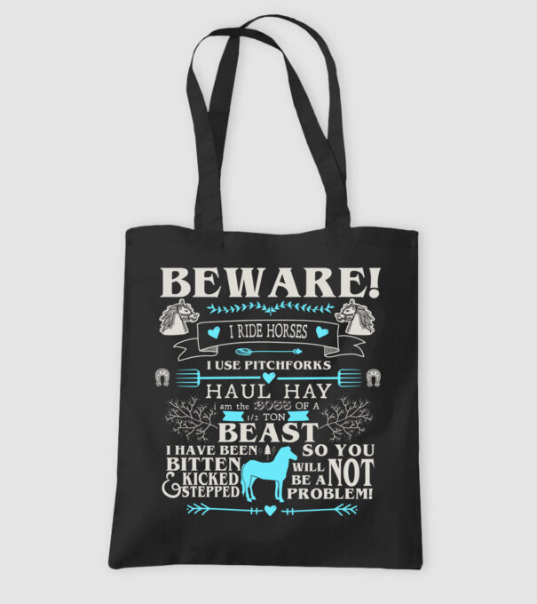 Beware i ride horses model negru pe tricou