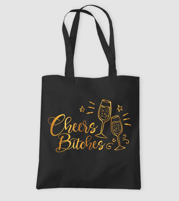 Cheers Bitches model negru pe tricou