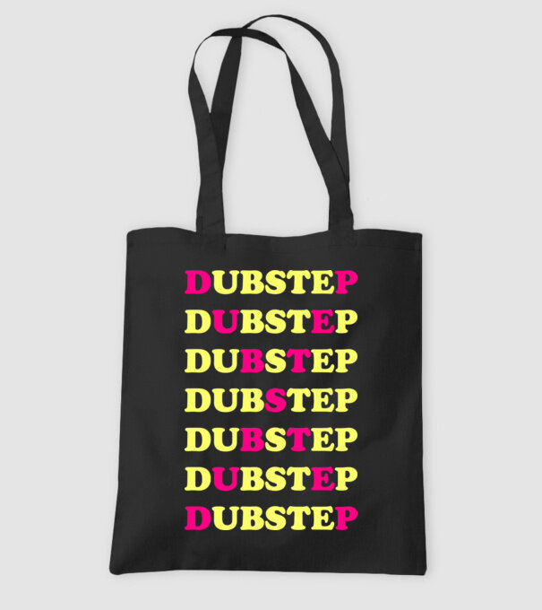Dubstep model negru pe tricou