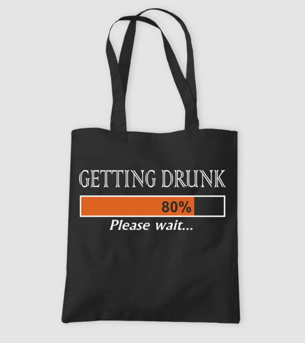 Getting drunk model negru pe tricou