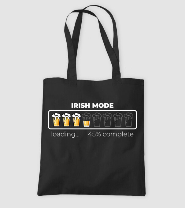 Irish mode model negru pe tricou