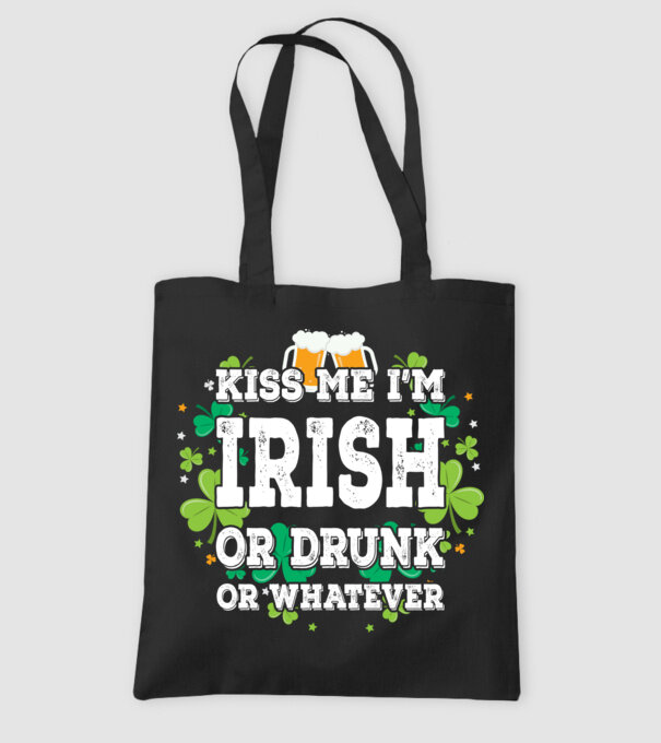 'Kiss me I''m Irish or Drunk' model negru pe tricou