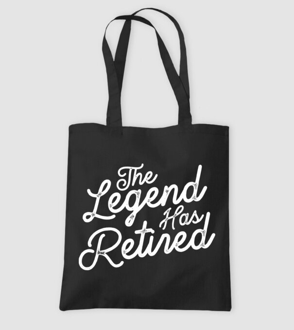Legend has retired model negru pe tricou