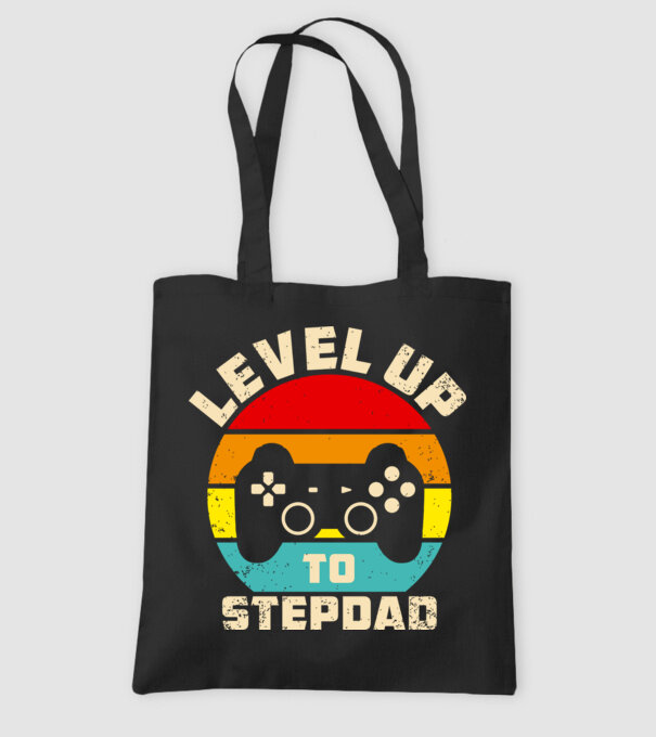 Level Up Stepdad model negru pe tricou