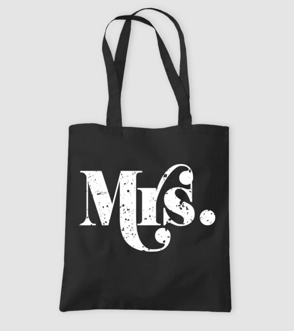 Mrs 2 model negru pe tricou