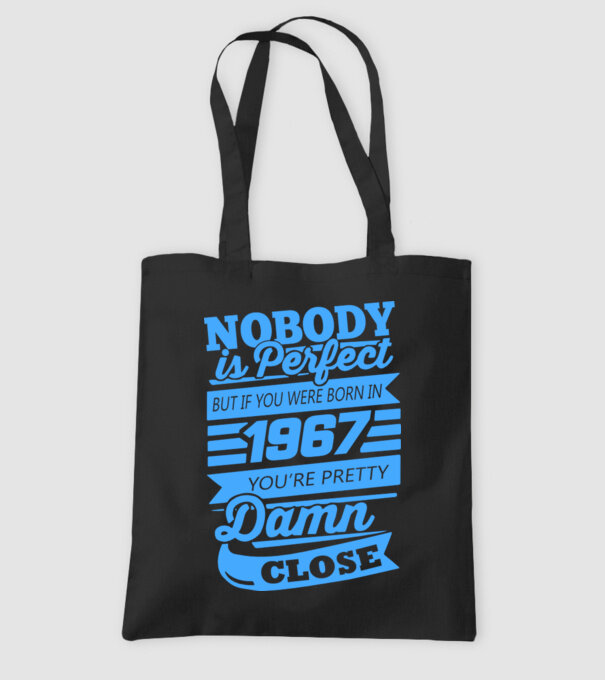 Nobody 1967 model negru pe tricou