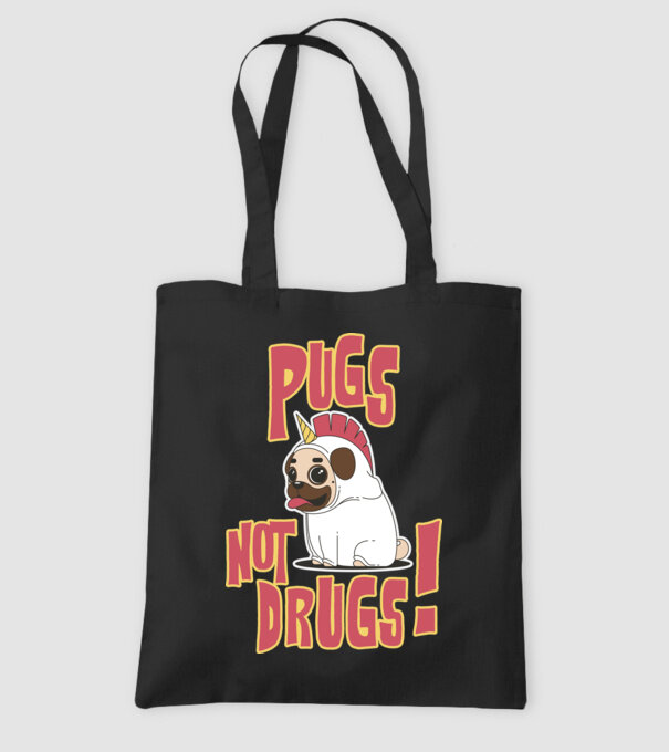 Pugs not drugs model negru pe tricou
