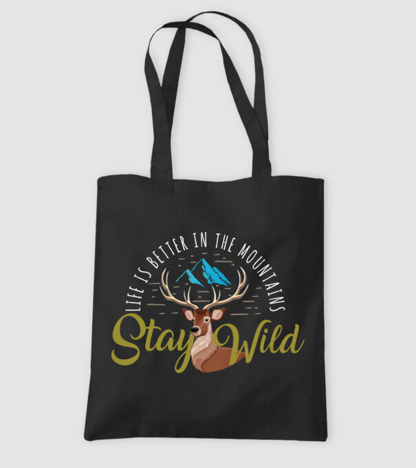 Stay wild model negru pe tricou