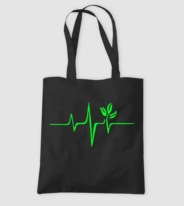 vegan heartbeat model negru pe tricou