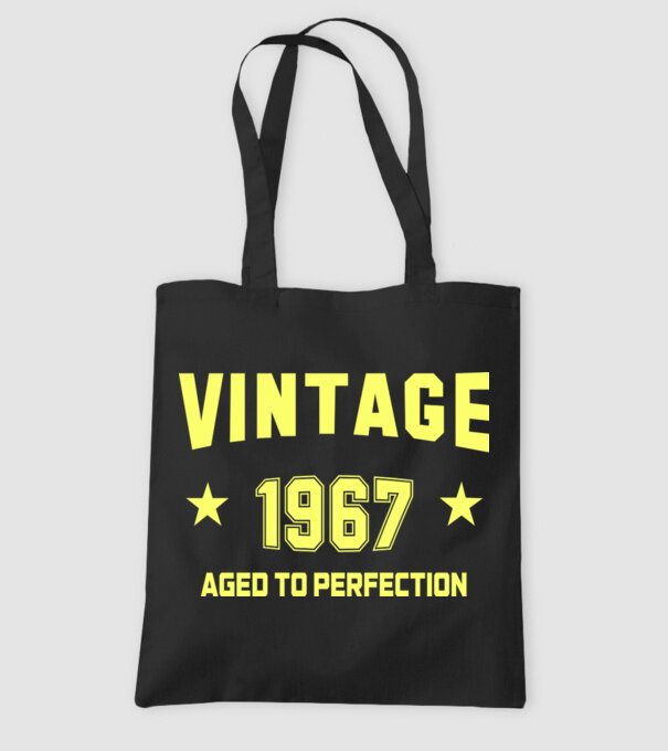 Vintage - 1967 model negru pe tricou