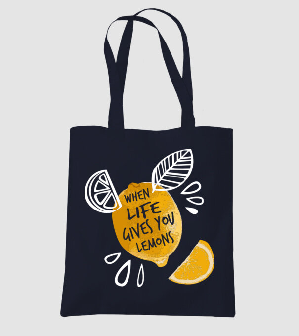 When life gives you lemons... model albastru închis pe tricou