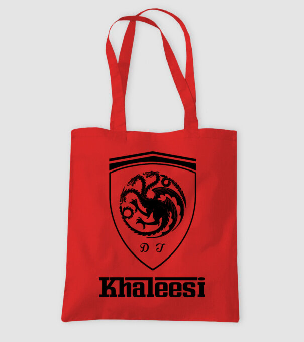 The Khaleesi Ferrari model roșu pe tricou