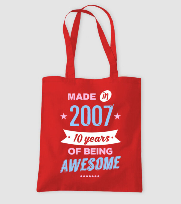 Made in - 2007 model roșu pe tricou