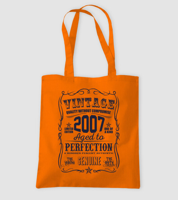 Vintage Perfection - 2007 model portocaliu pe tricou