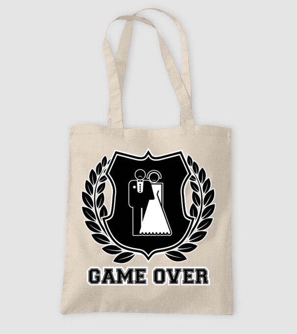 Bachelor GAME OVER model nisipiu pe tricou