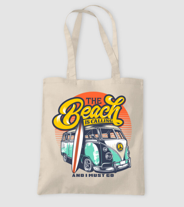 The Beach is Calling model nisipiu pe tricou