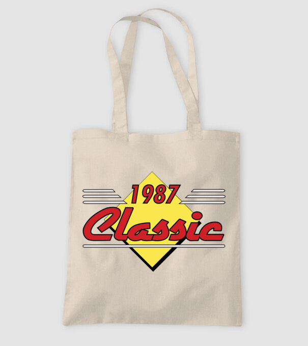 Classic - 1987 model nisipiu pe tricou
