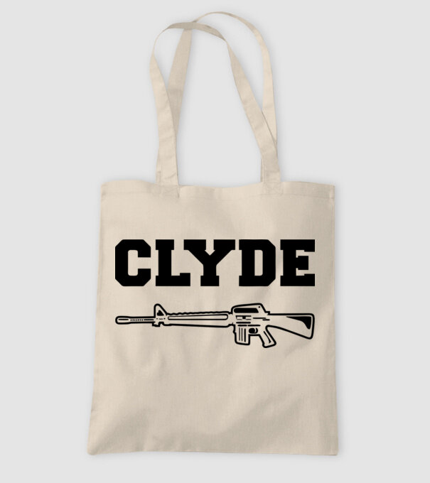 Clyde model nisipiu pe tricou