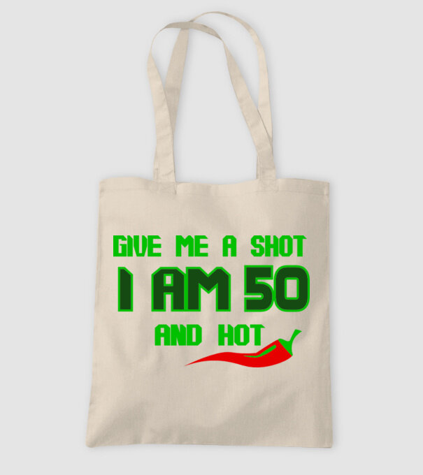 Give me a shot - 50 model nisipiu pe tricou