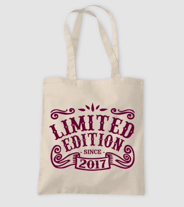 Limited edition 2017 model nisipiu pe tricou
