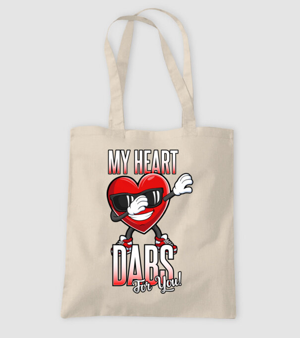 My Heart Dabs For You model nisipiu pe tricou