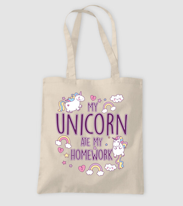 My unicorn ate my homework model nisipiu pe tricou