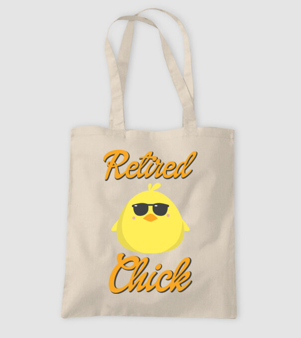 Retired chick model nisipiu pe tricou