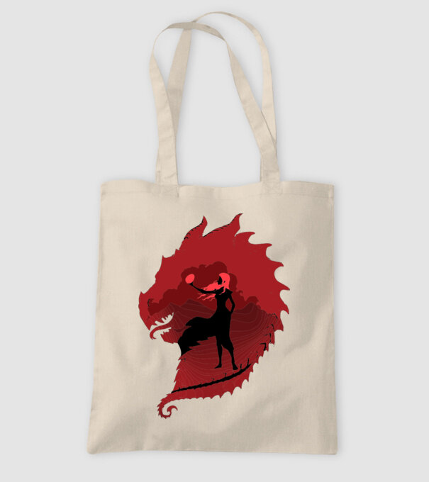 The Dragon model nisipiu pe tricou