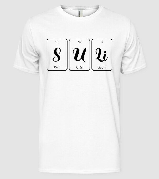 model alb pe tricou