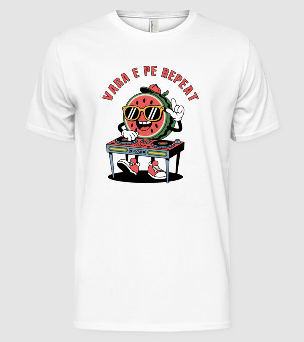 Vara e pe repeat model alb pe tricou