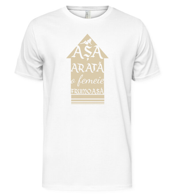  model  pe tricou